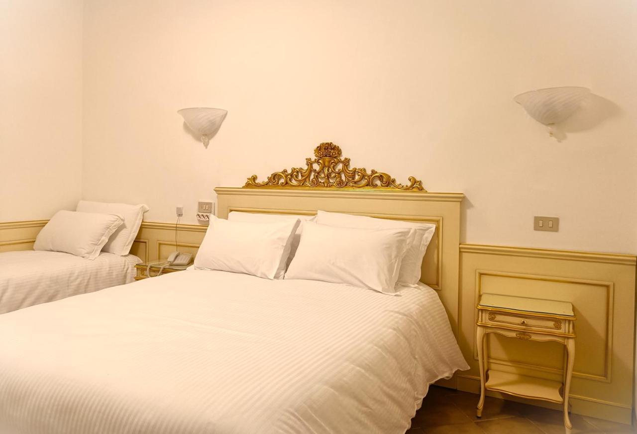 Hotel Guerrini Venezia Esterno foto