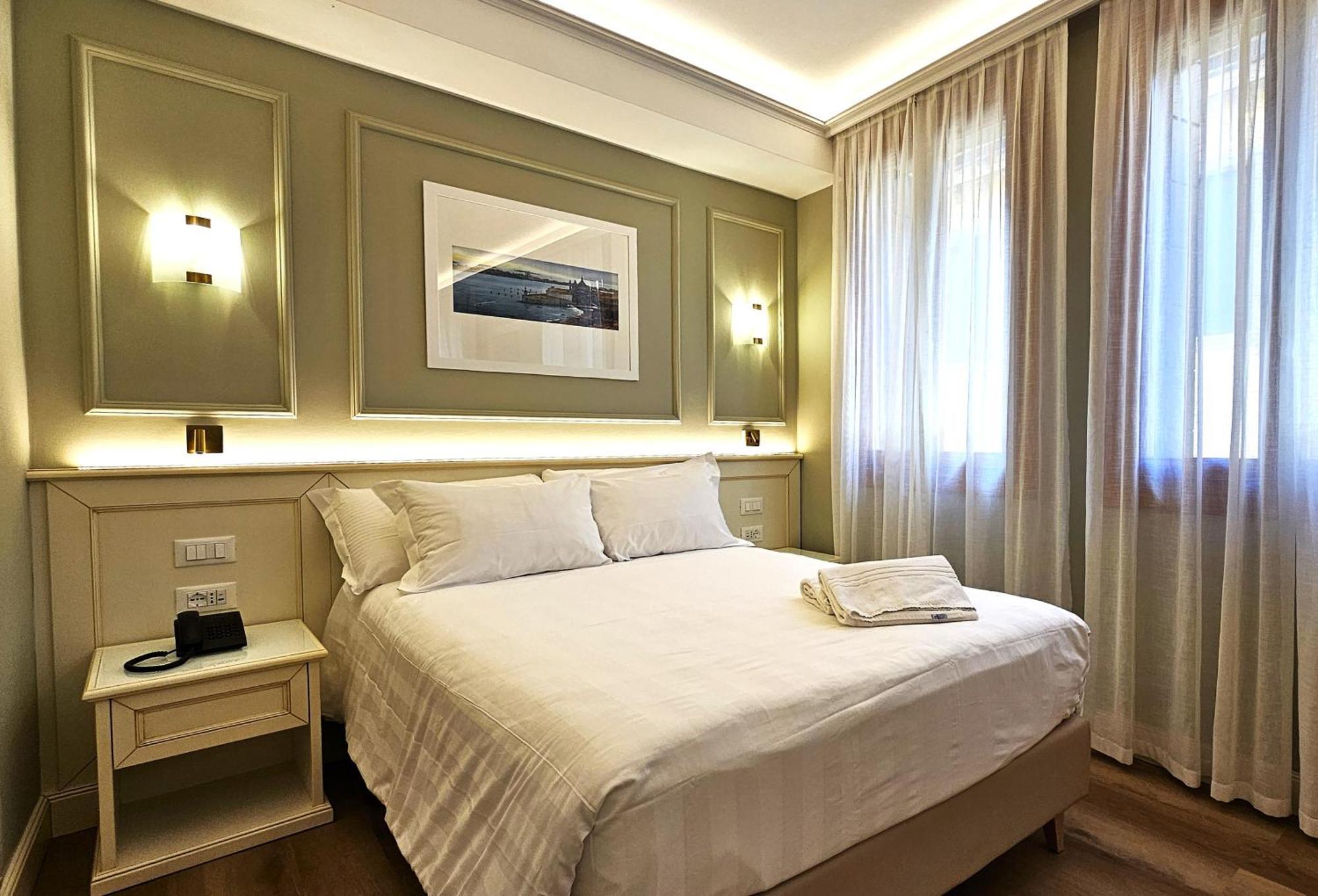 Hotel Guerrini Venezia Esterno foto