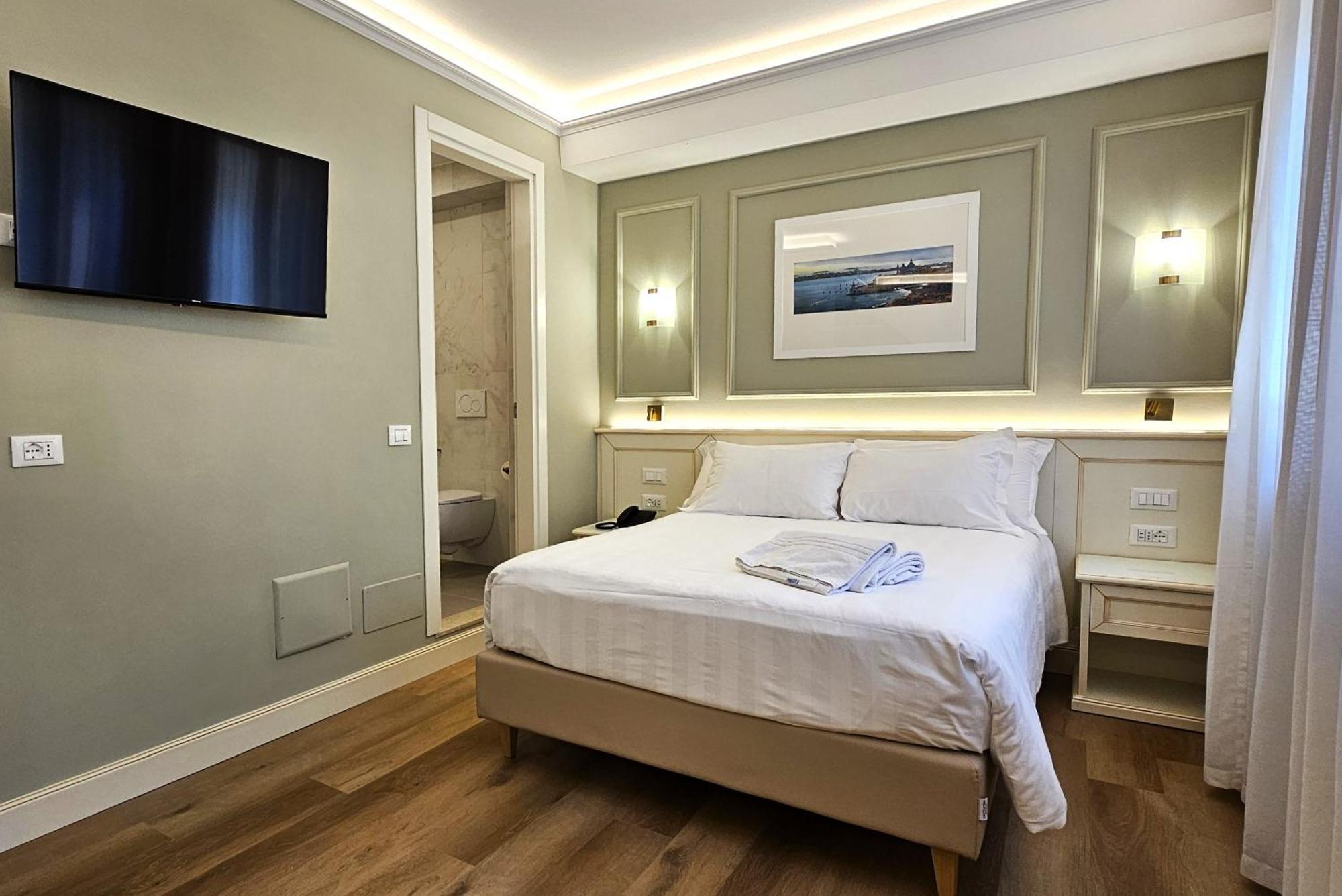 Hotel Guerrini Venezia Esterno foto