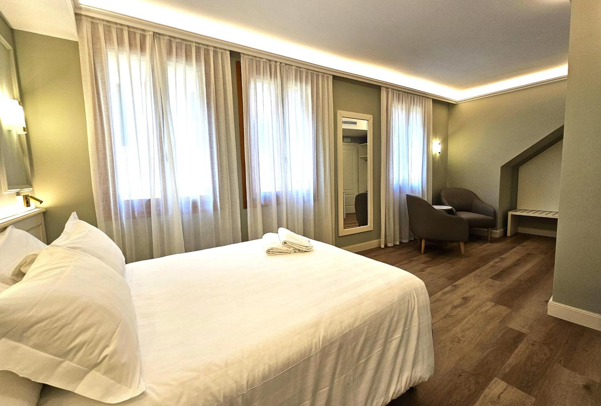 Hotel Guerrini Venezia Esterno foto