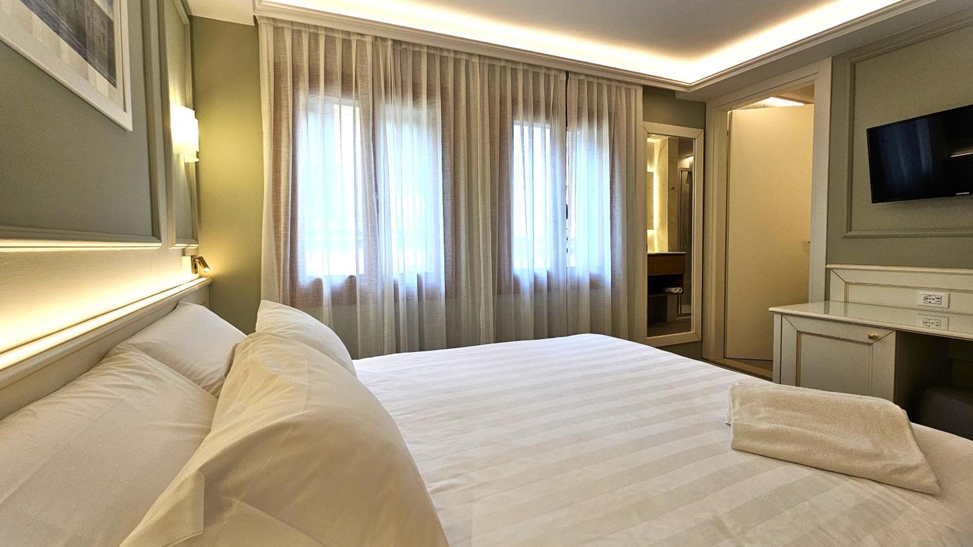 Hotel Guerrini Venezia Esterno foto