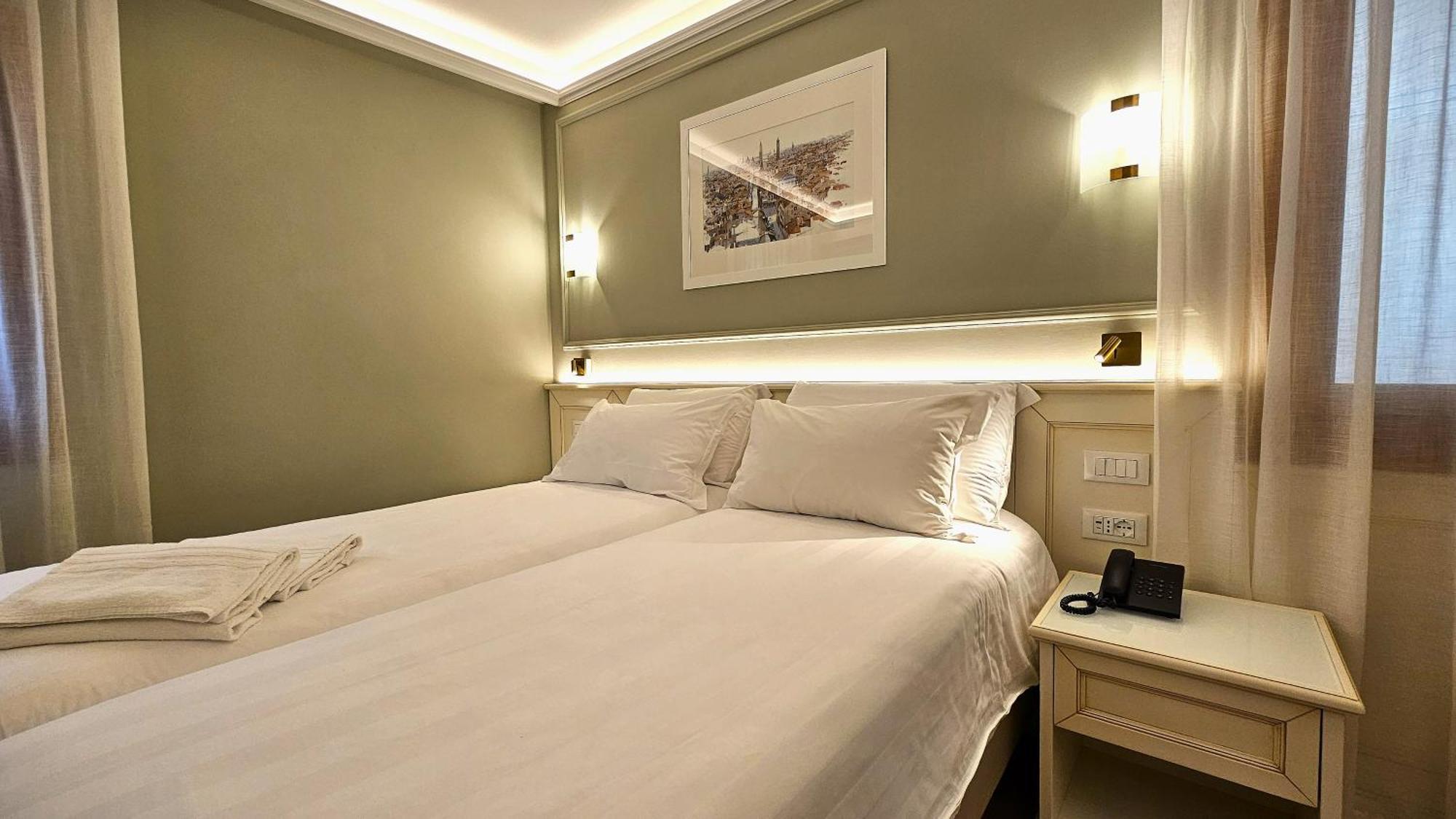 Hotel Guerrini Venezia Esterno foto